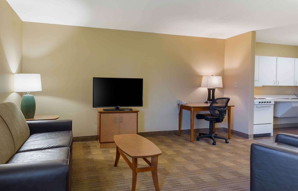 Extended Stay America - Hartford - Farmington 52/55