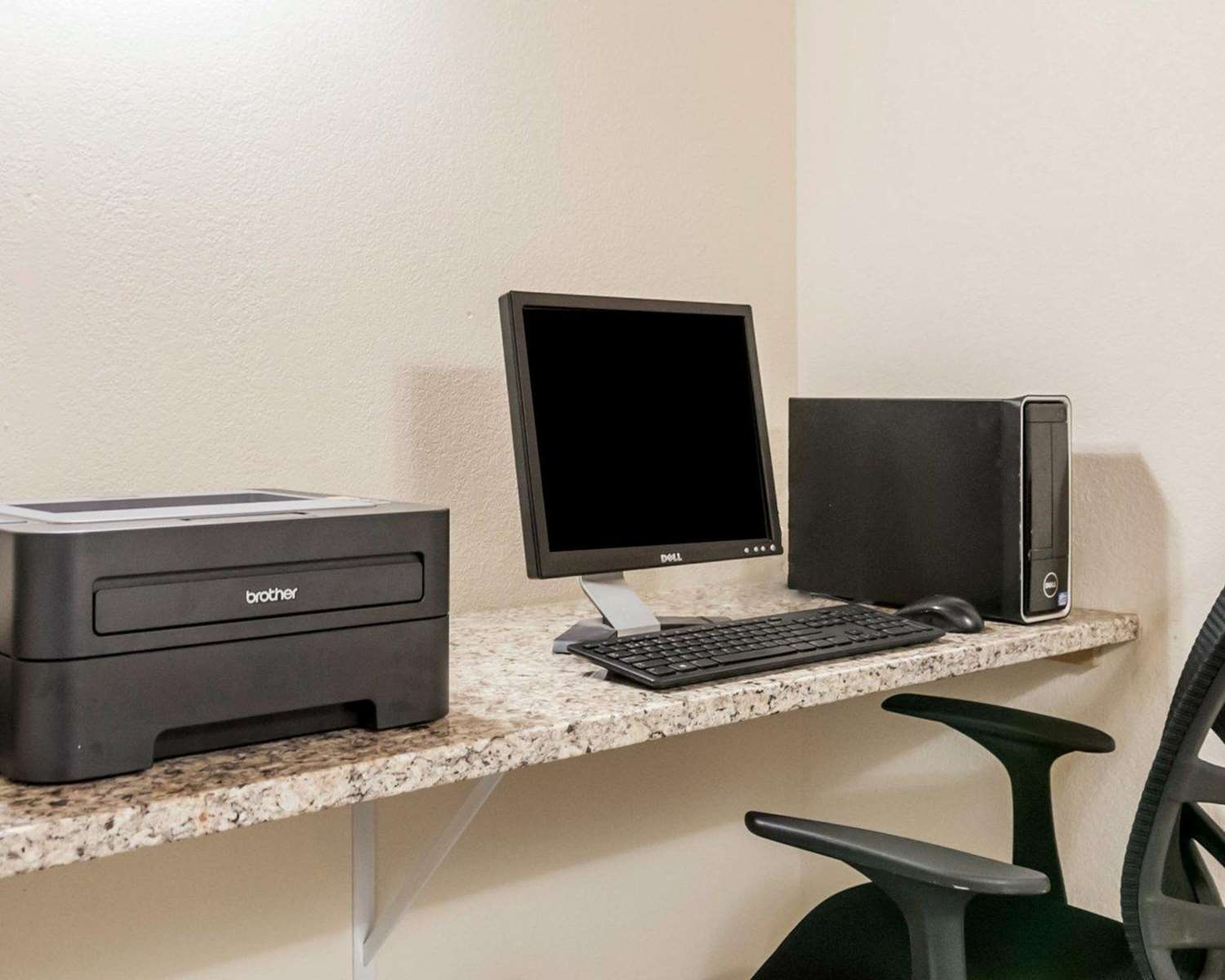 Quality Inn & Suites Albuquerque West 14/16