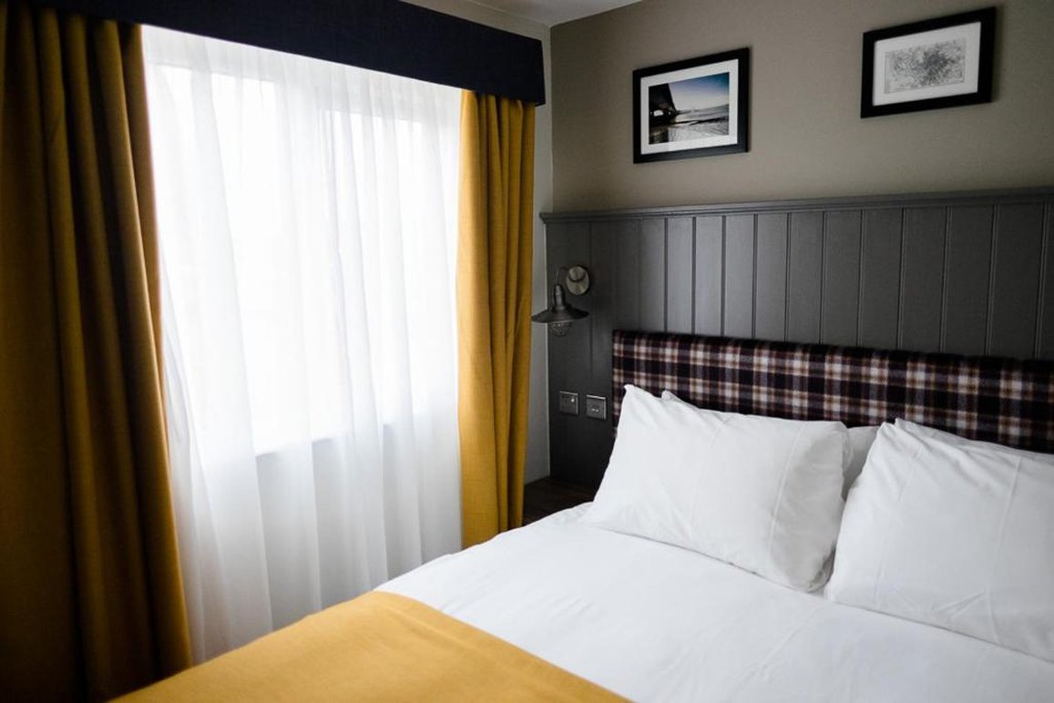 Almondsbury Interchange Hotel 14/31