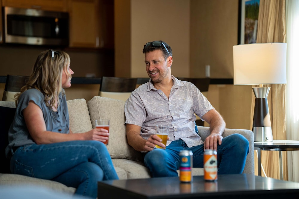 Hilton Whistler Resort & Spa 50/101