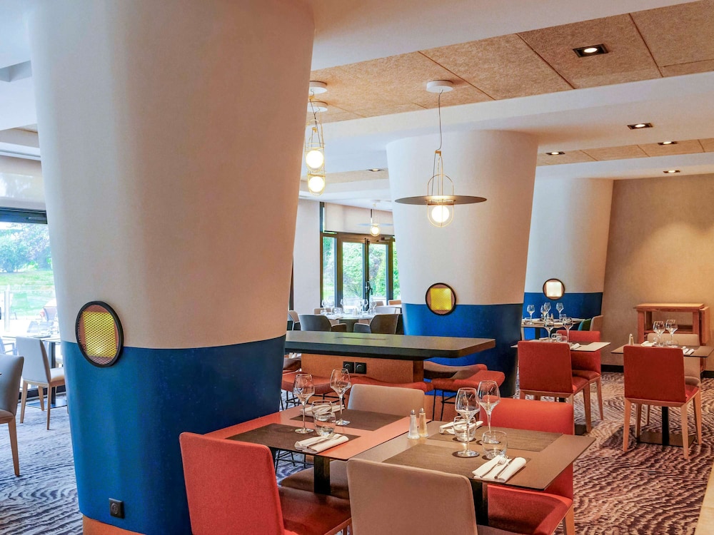 NOVOTEL BEAUNE 56/73