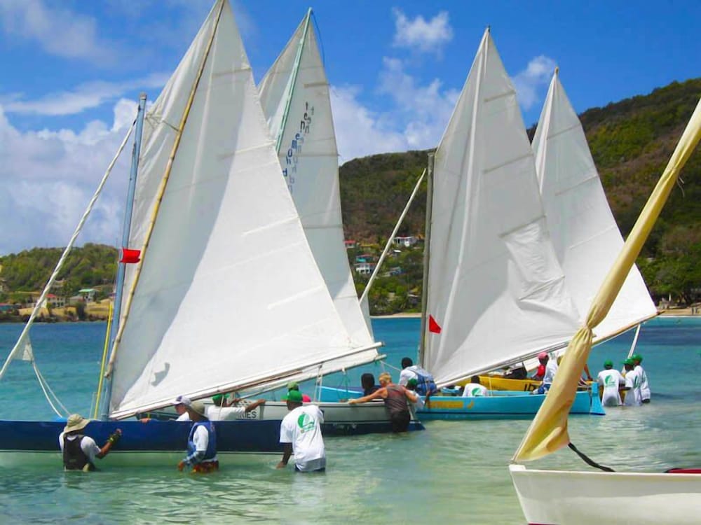 SPRING HOUSE BEQUIA 36/50