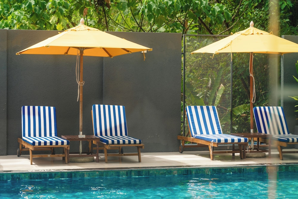 HOTEL IKON PHUKET 73/76