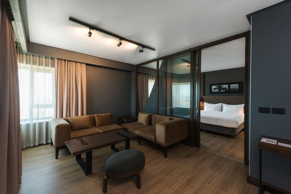 Hotel Courtyard by Marriott Puerto Montt 52/65