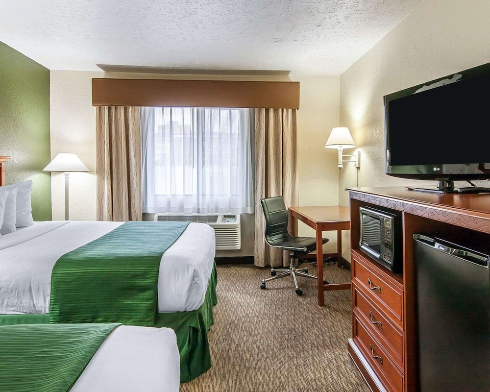 غرفة بسريرين كوين لذوي الإعاقة، Quality Inn Downtown Convention Center 5/6
