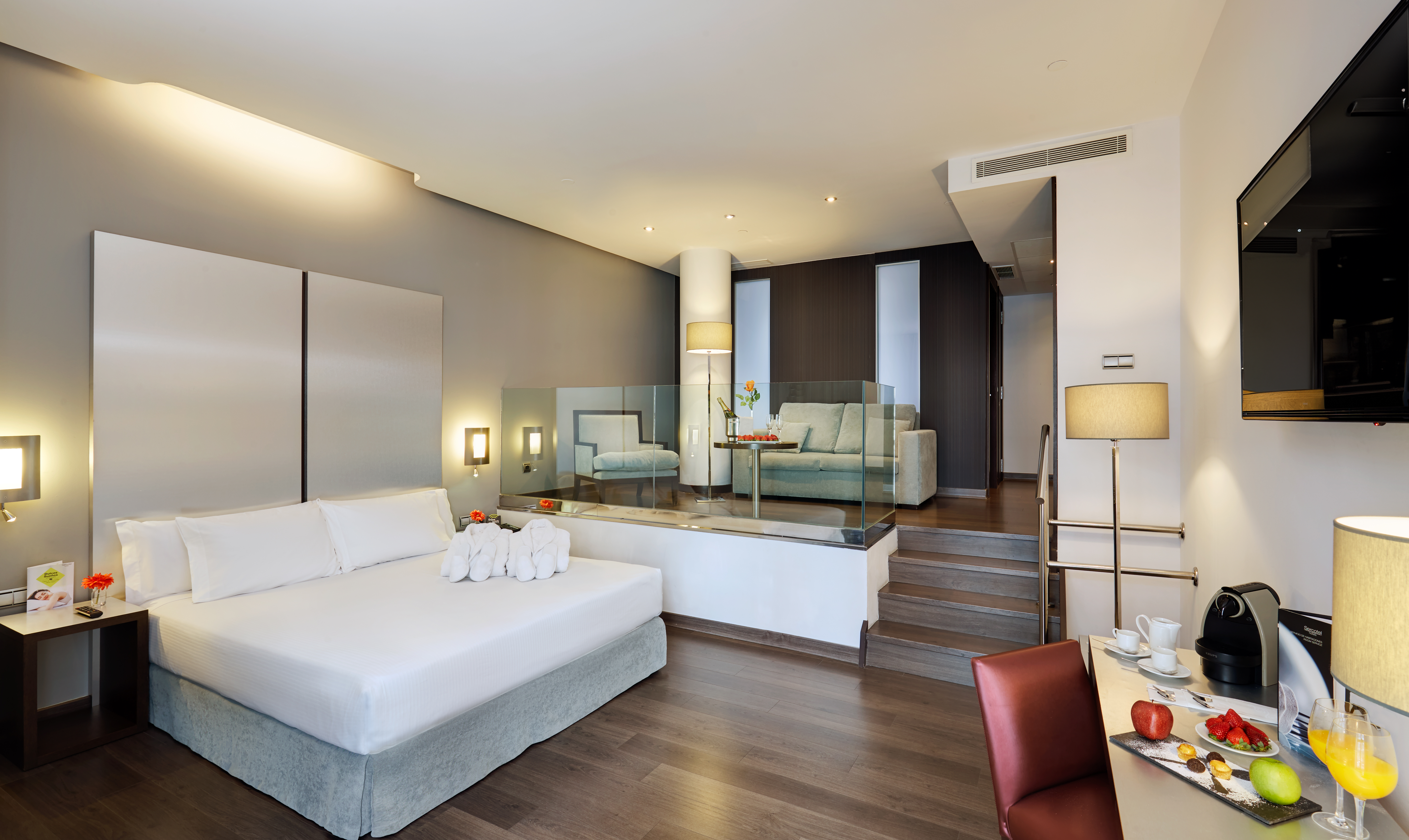 SUPERIOR, DOUBLE BED