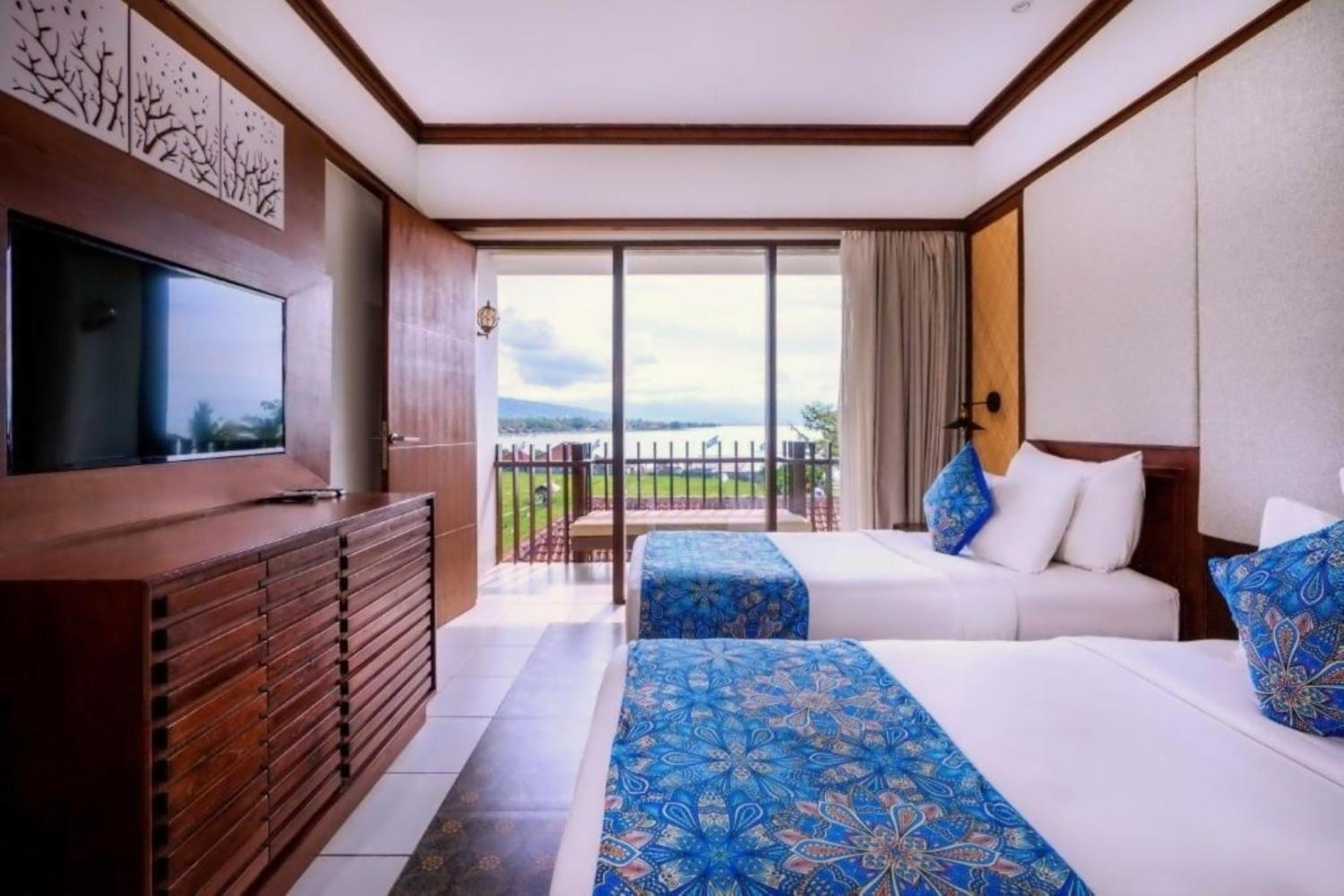 Lovina Beach Club And Resort 44/64