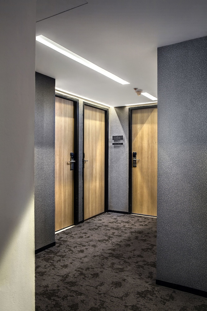 Galleria 12 Sukhumvit Bangkok by Compass Hospitality 24/50