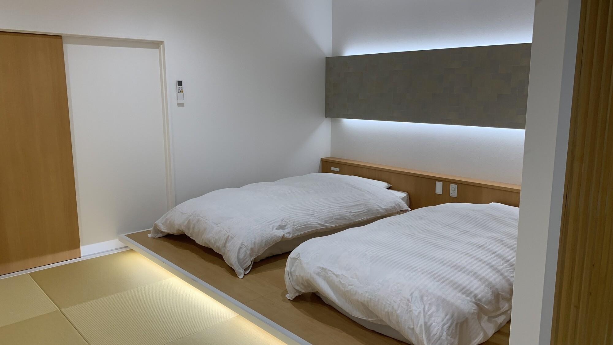 Japanese Western, Tatami, East Wing