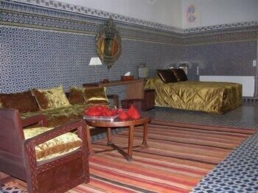 Riad Au 20 Jasmins 28/49
