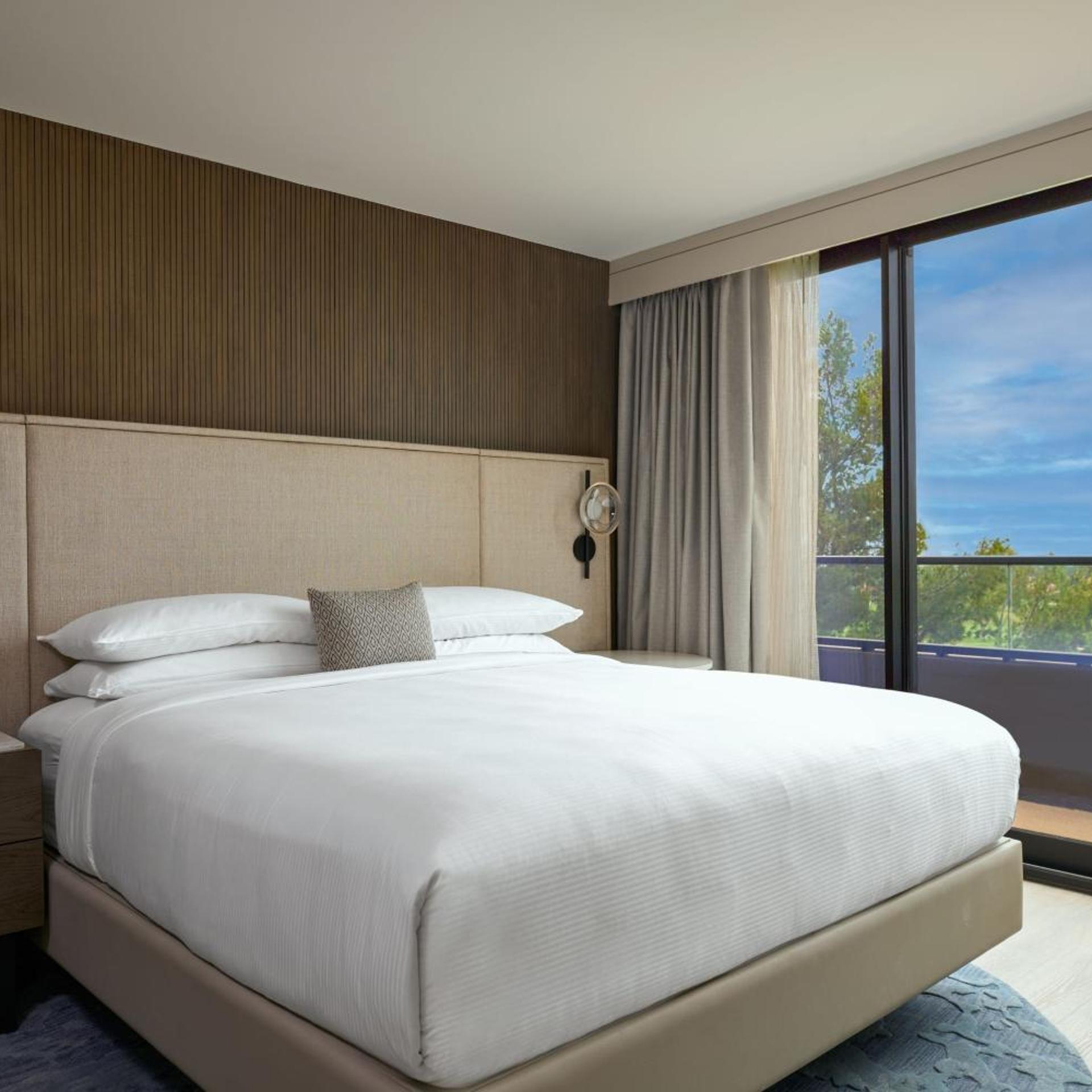 3 Bedrooms, Cosmopolitan, Retreat, Suite, Ocean View