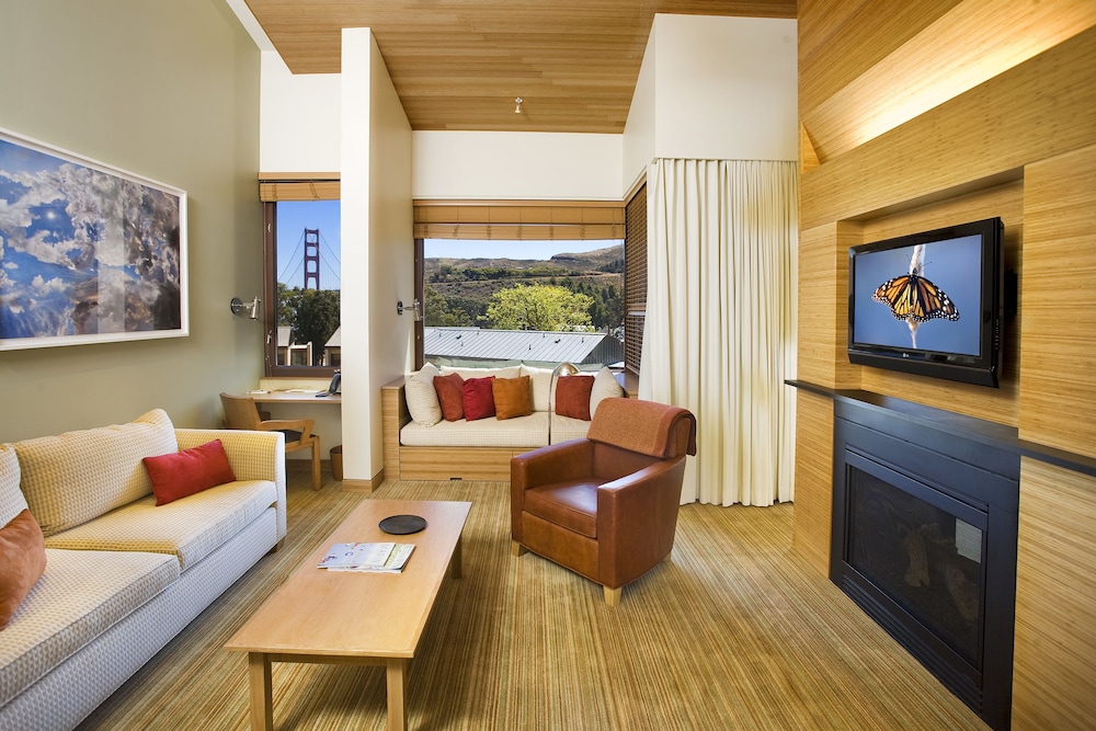 Cavallo Point 33/41