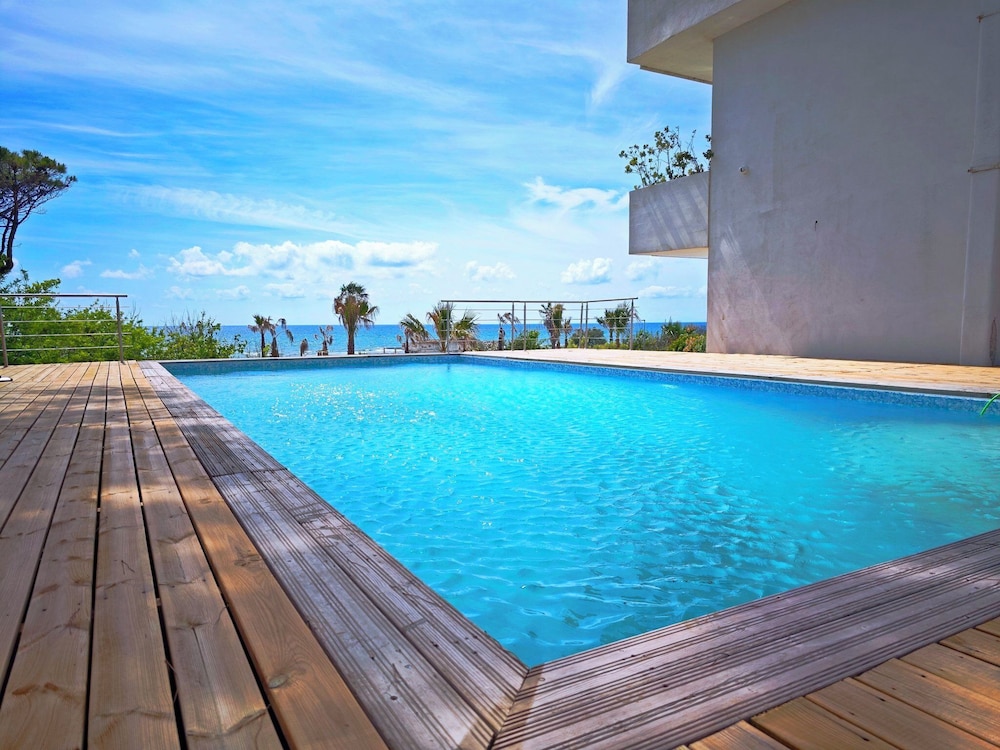 Hotel Artemide Mare 31/40