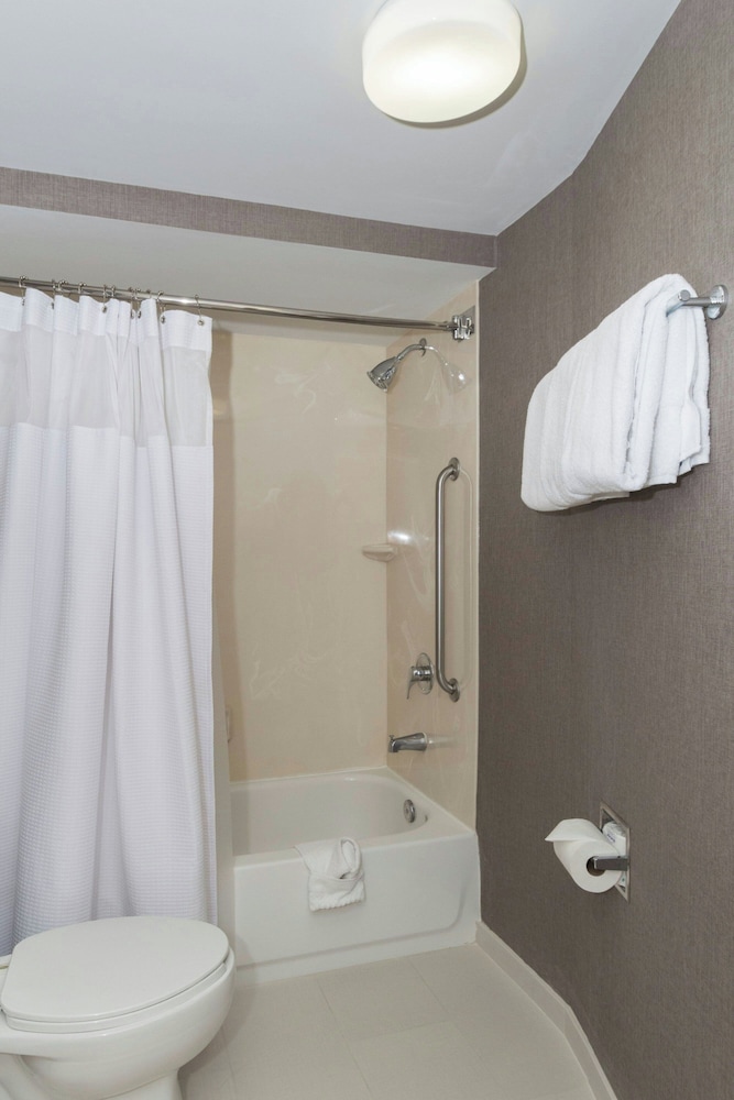 جناح استوديو بسرير كينج لذوي الإعاقة، SpringHill Suites by Marriott Charlotte Concord Mills Spdwy 2/4