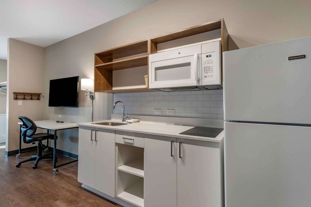 Extended Stay America Premier Suites- Phoenix - Chandler - Airport 41/50