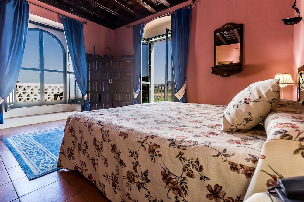 Hacienda El Santiscal - Adults Only 27/44