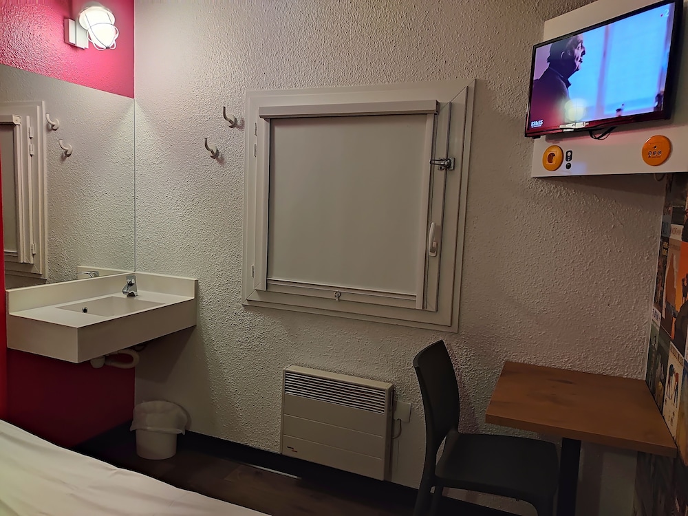 Hotelf1 Beauvais 48/50