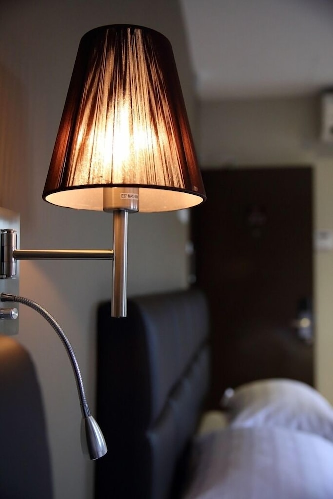 GL Hotel 34/39