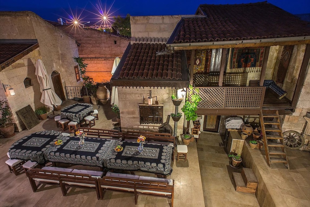 Kirkit Hotel 38/50