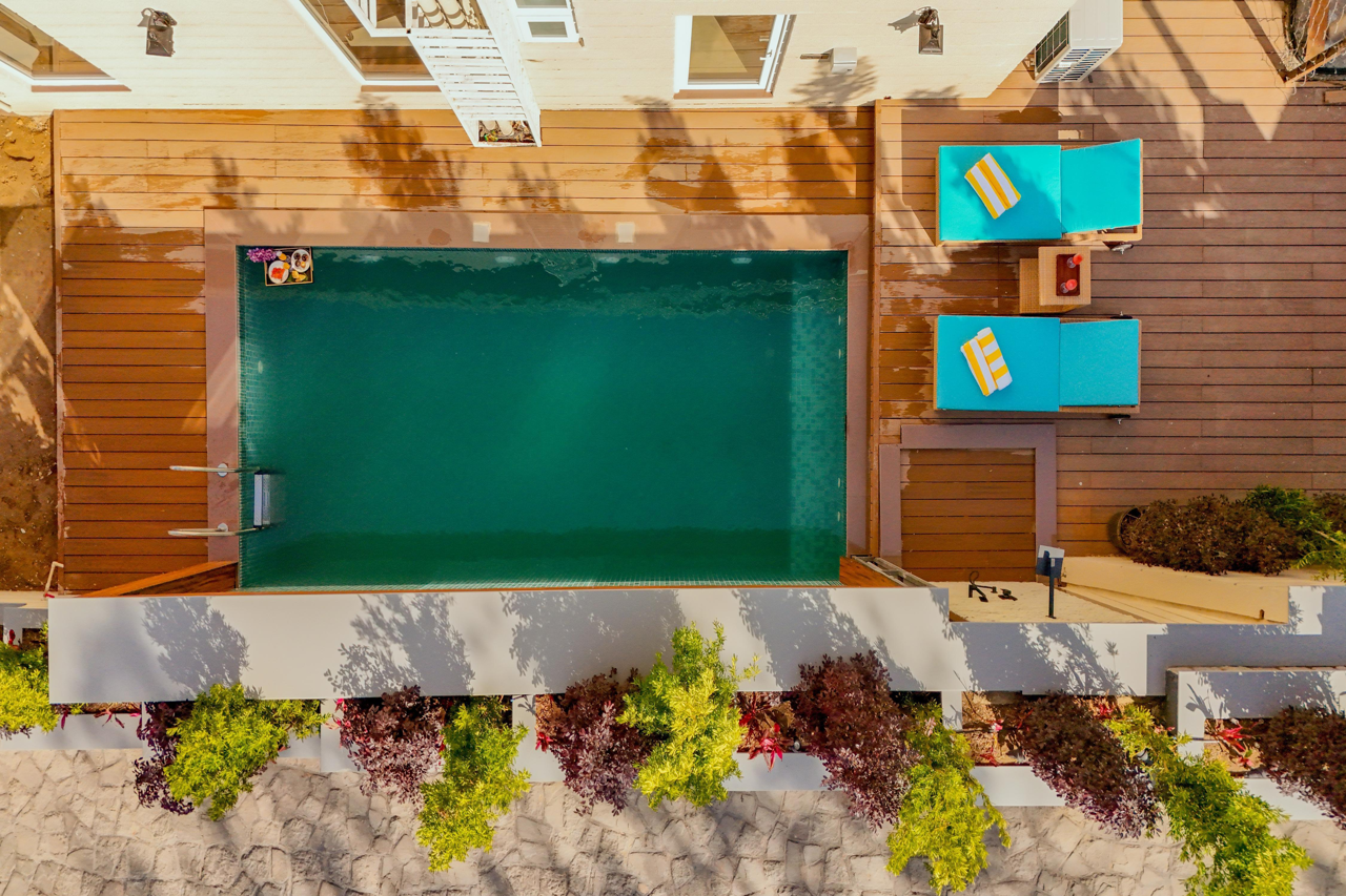 Lobby at ELIVAAS Prive The Royce Rose Luxe Villa with Pool, Jacuzzi & Steam Room, KASAULI