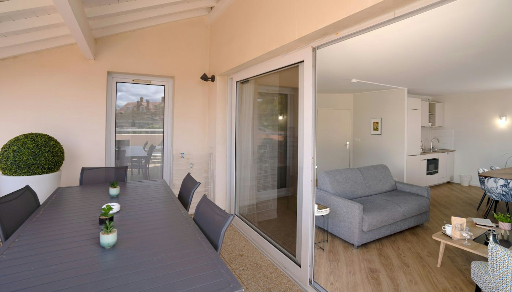 Hotel Jules Verne Biarritz 52/69