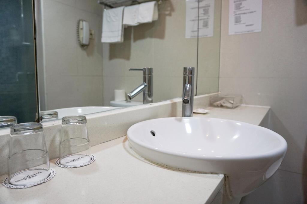 HOTEL BENITO 30/33