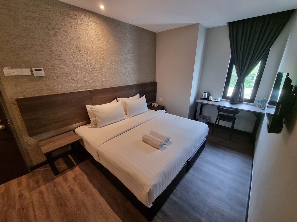 Miico Hotel Mount Austin 27/58