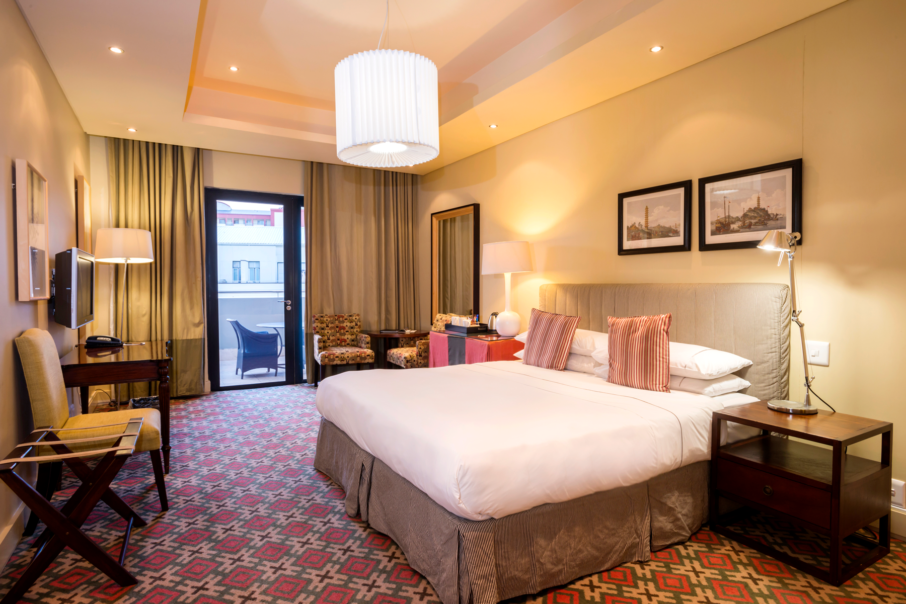 Deluxe, Executive, King Bed