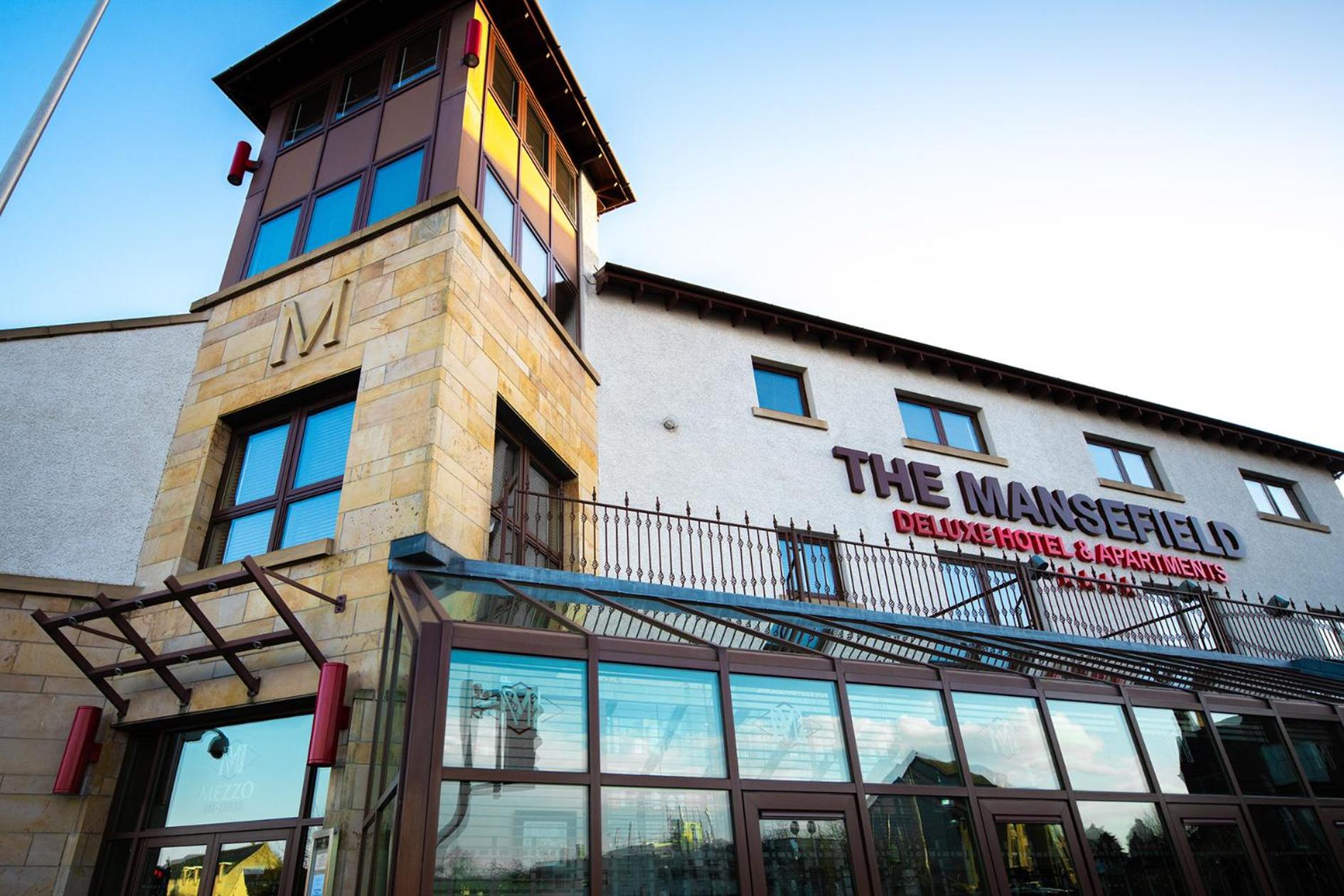 The Mansefield Hotel 3/59