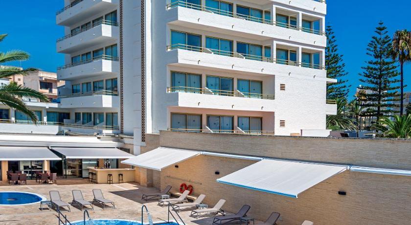 HOTEL LA NIÑA - DUPLICATE 6/51