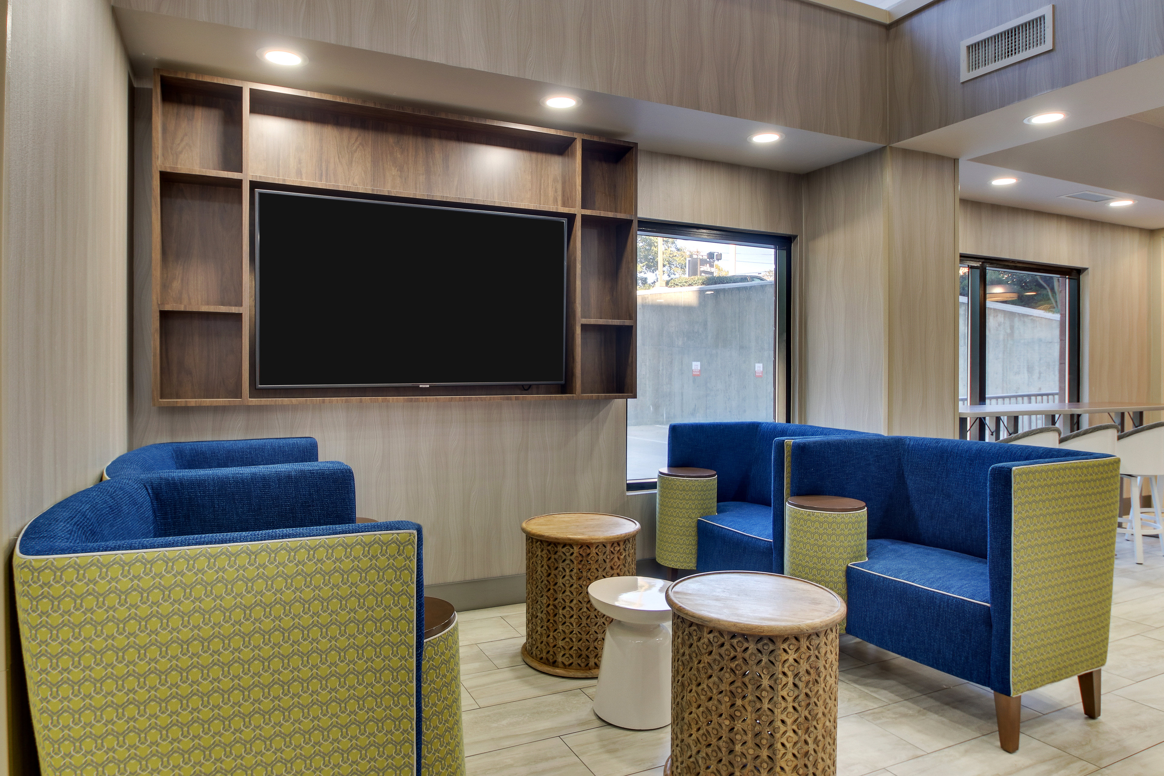 Holiday Inn Express & Suites Atlanta N-Perimeter Mall Area, an IHG Hotel 22/26