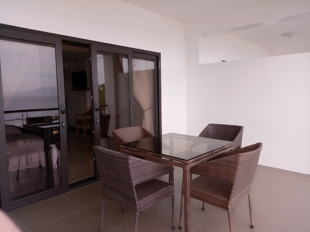Manarra Seaview Resort 46/67