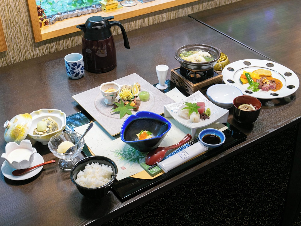 Yufuin Besso Shikisai Hotel 50/65