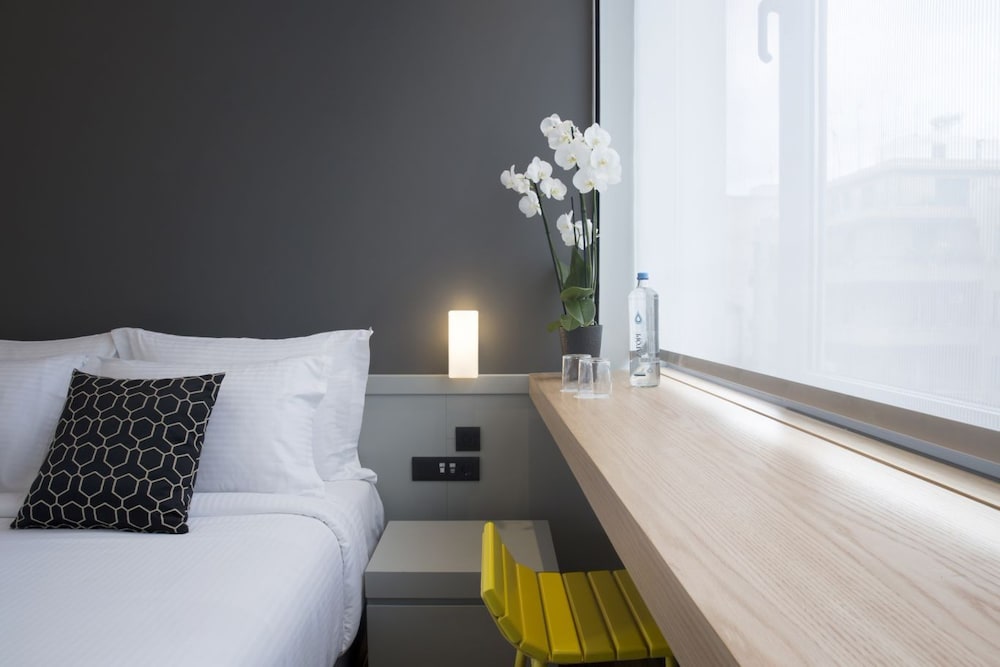 Athenaeum K 29 Hotel 34/79