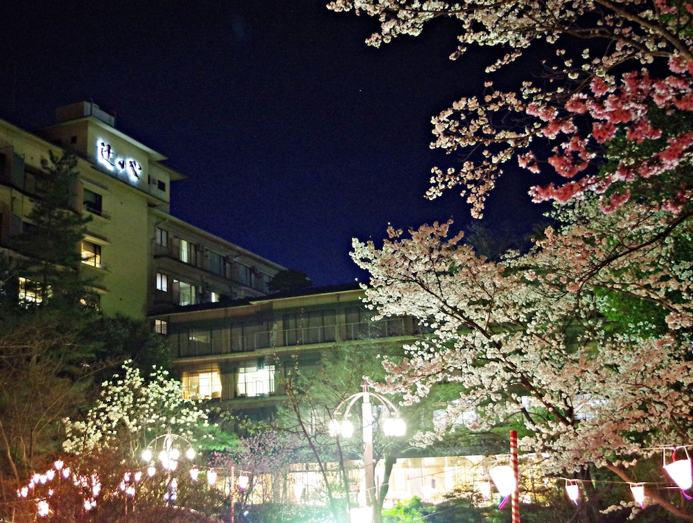 Mantenno Tsujinoya in KOMATSU