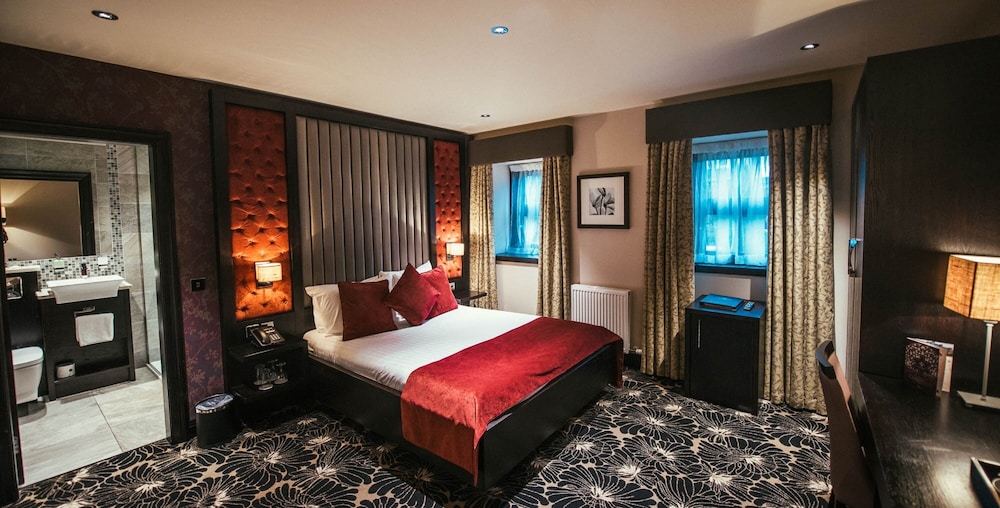 THE TORRANCE HOTEL 9/46