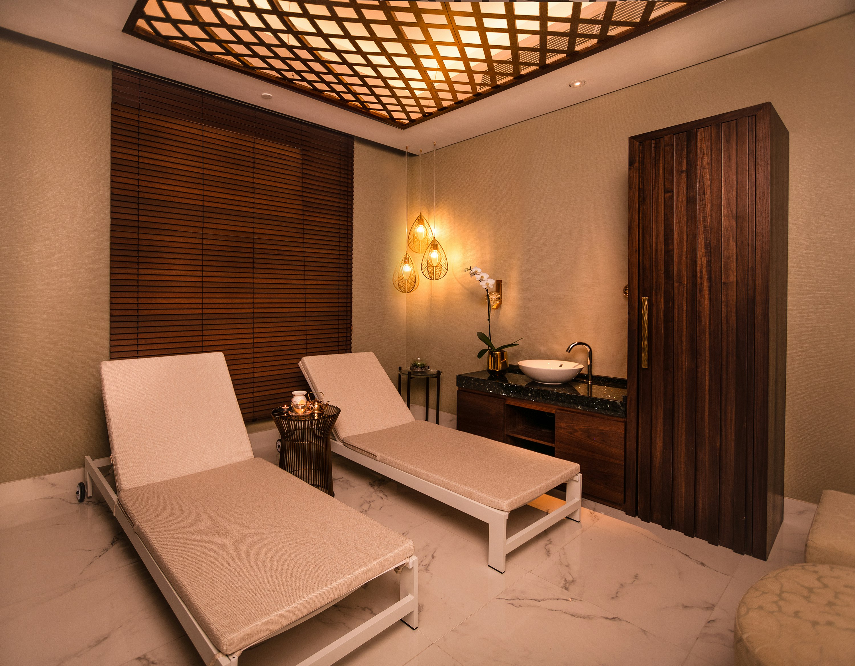 Al Jaddaf Rotana Suite Hotel 18/27