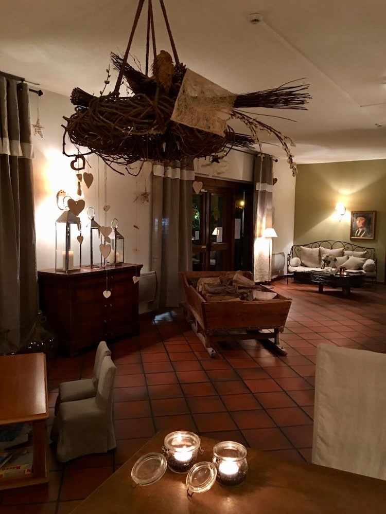 Le Verger Des Chateaux the Originals Relais Inter Hotel 58/69