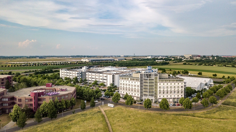 Globana Airport Hotel 3/46