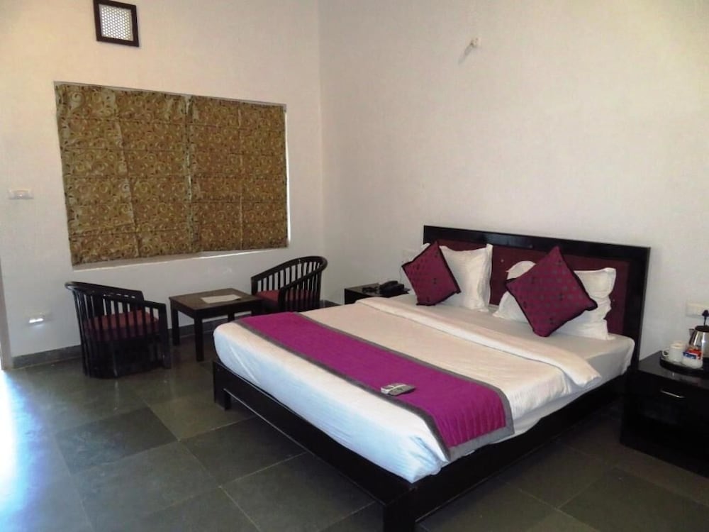 Dera Kumbhalgarh 5/36