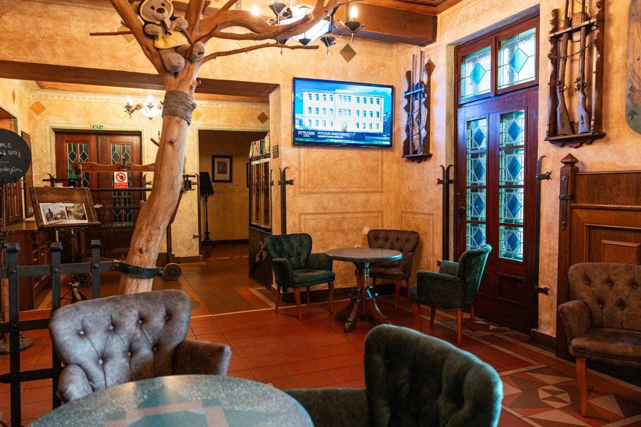 Pytloun Old Armoury Hotel Prague 14/22