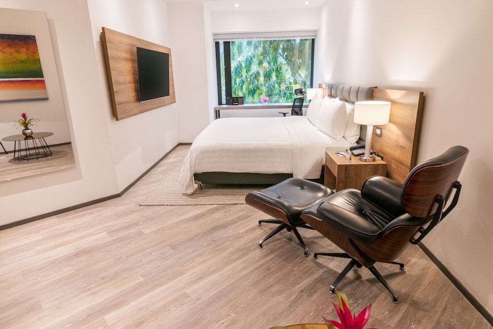 GHL Hotel Porton Medellin 63/73