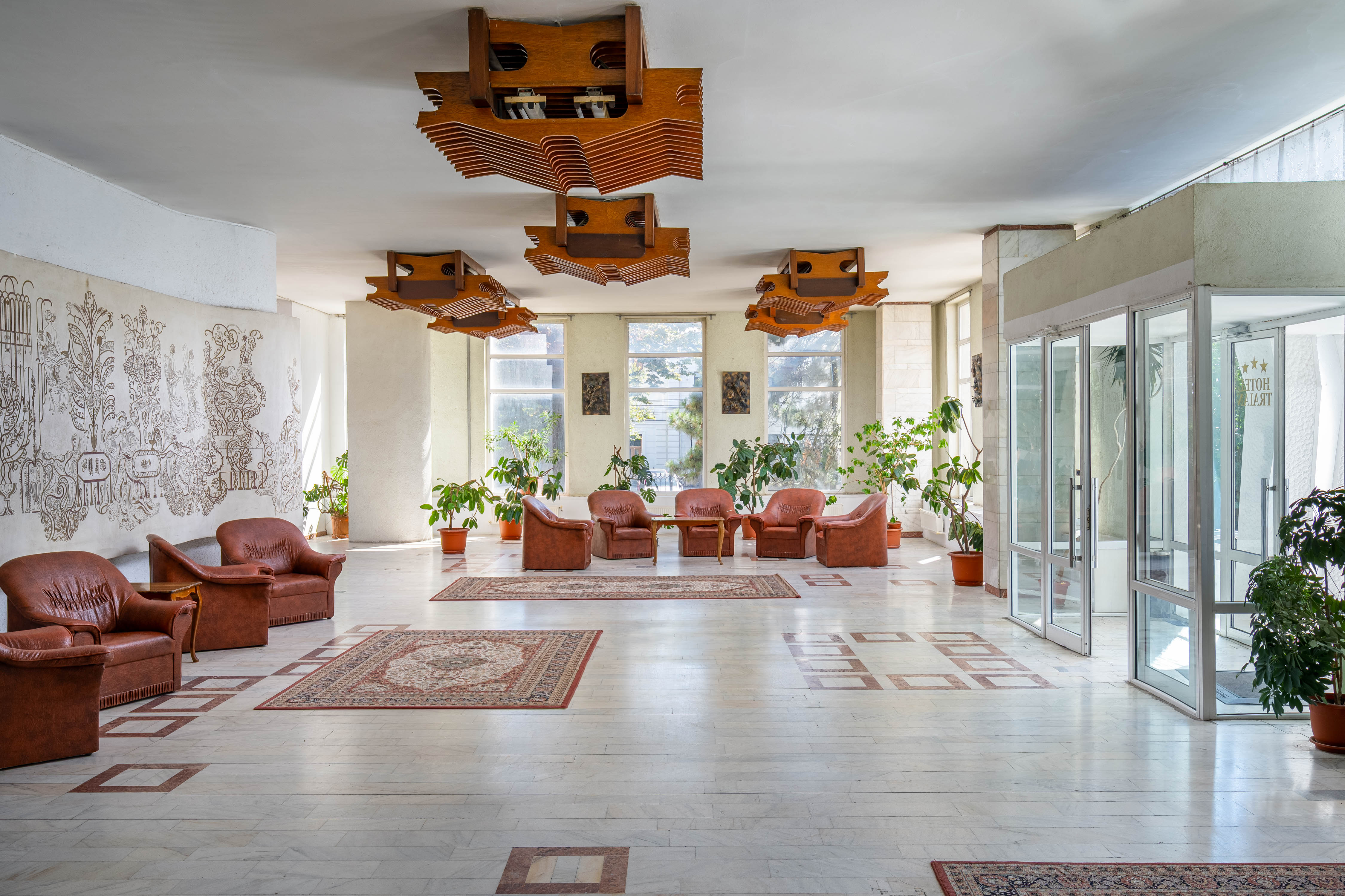 Hotel Traian 26/50