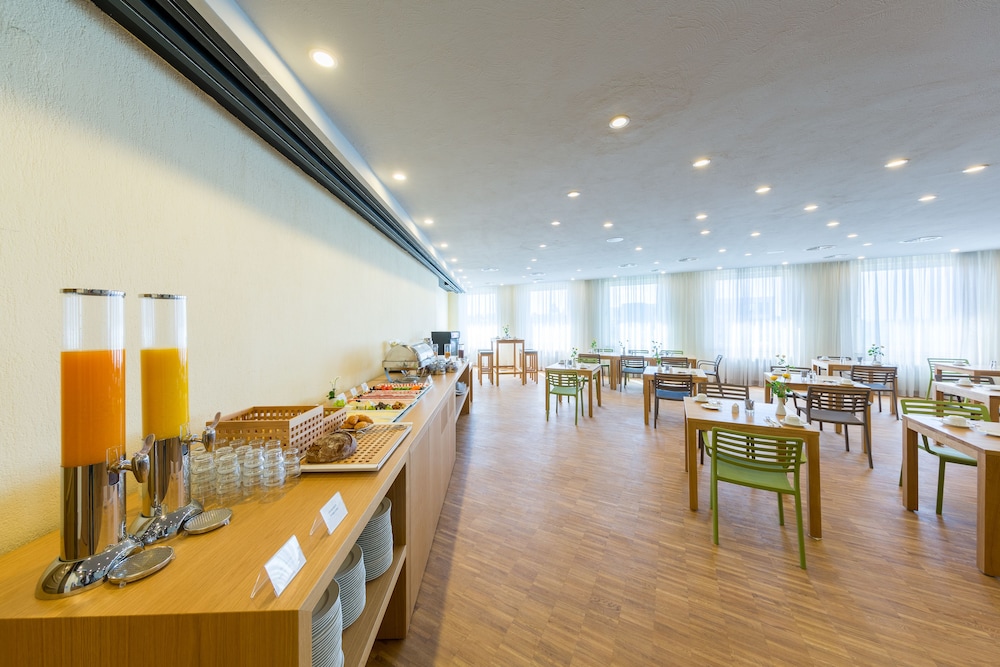 Mk Hotel Remscheid 48/61