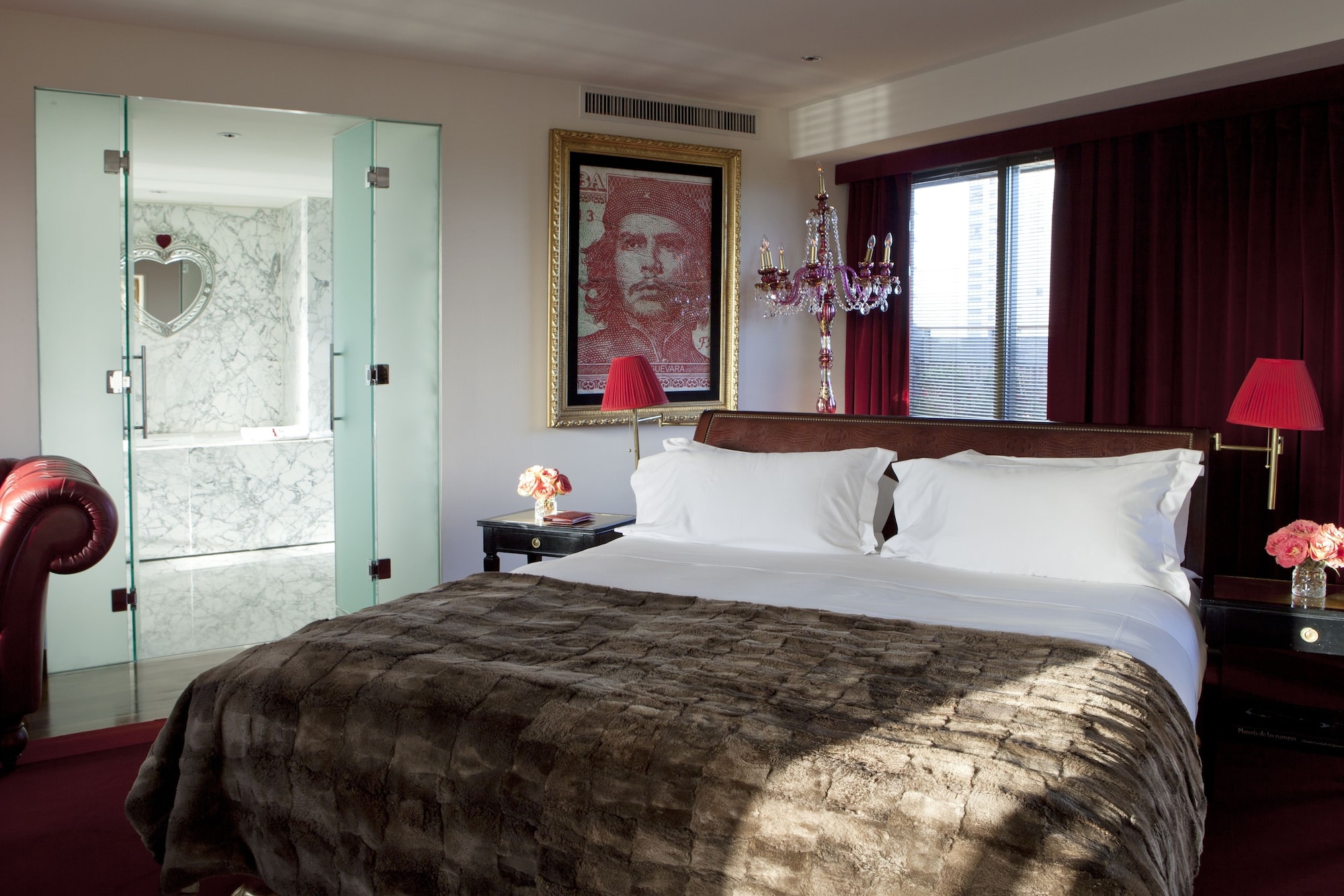 IMPERIAL, LUXURY, SUITE
