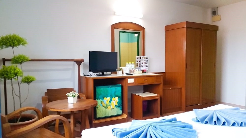 J.Holiday Inn Krabi 45/51