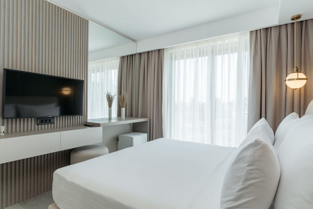 Astrid Hotel 14/63