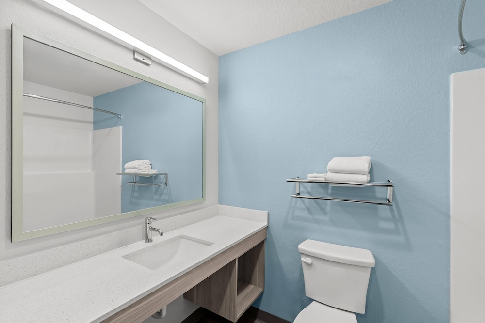 WoodSpring Suites Atlanta Canton 63/65