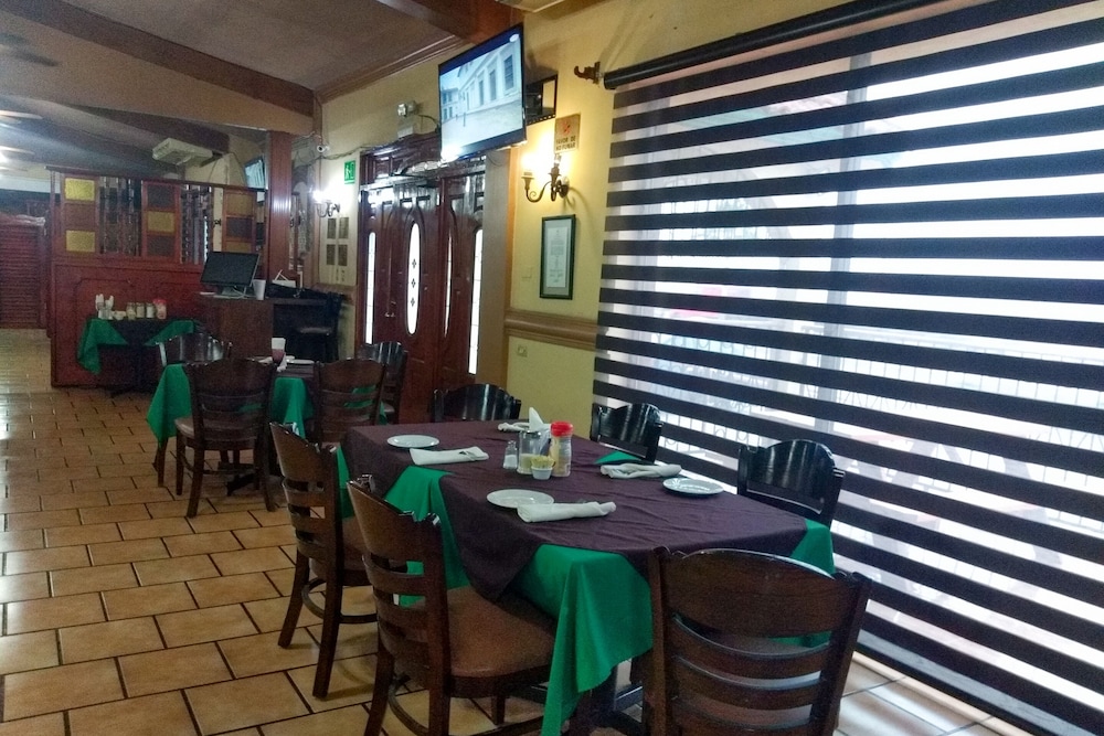Hotel Posada Santa Fe 33/50