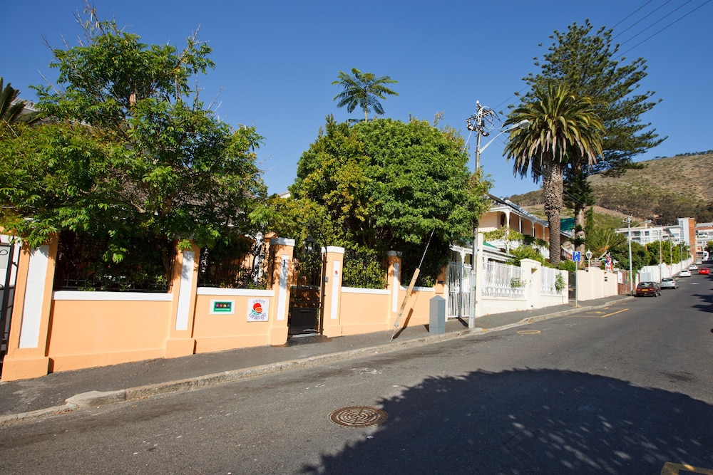 Sweet Orange Guest House 56/63